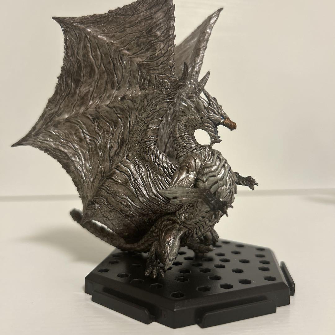 モンハン　フィギュア 3体セット