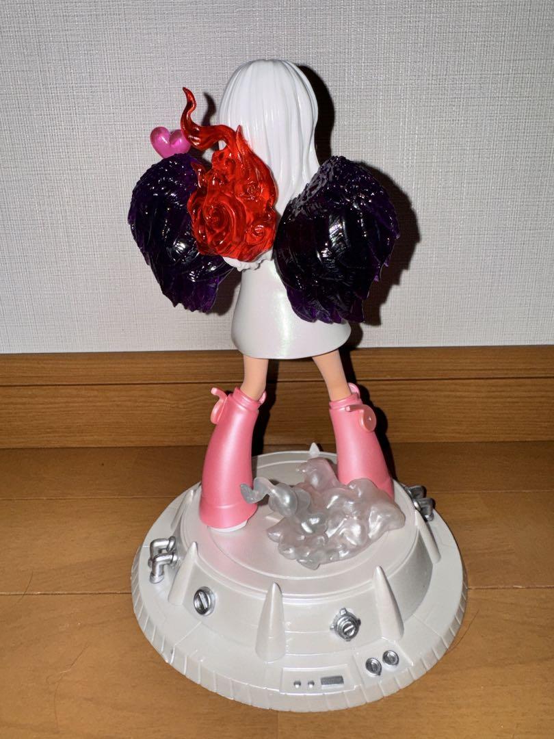 ワンピース ハンコック フィギュア セラフィム ピンク 海軍