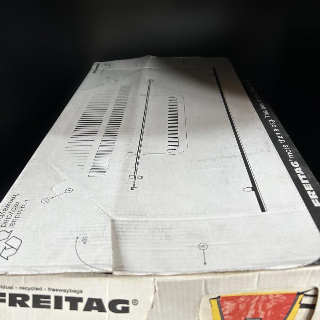 FREITAG 箱付き F12 DRAGNET 赤/黄色 - メルカリ