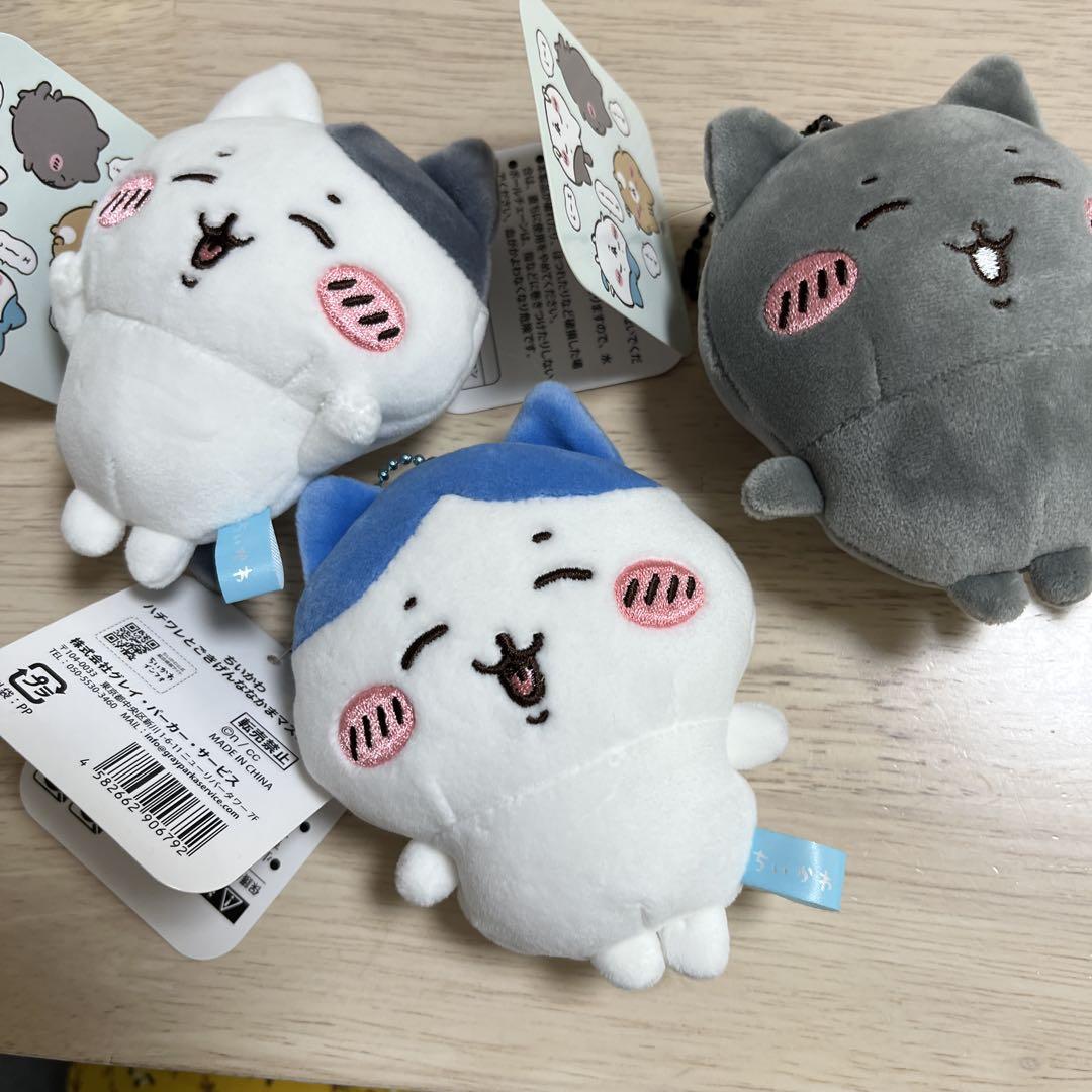 ちいかわ ハチワレとごきげんななかまマスコット - メルカリ