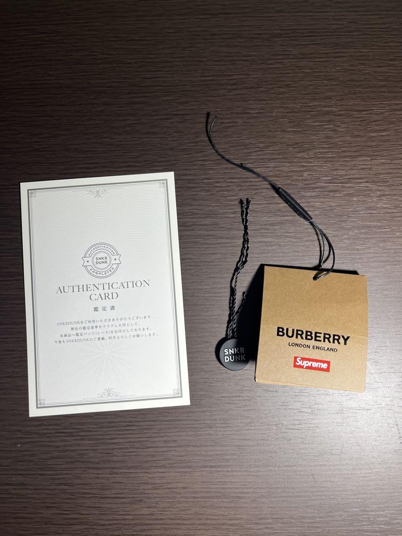 『最終値下げ』supreme Burberry パーカー　L size