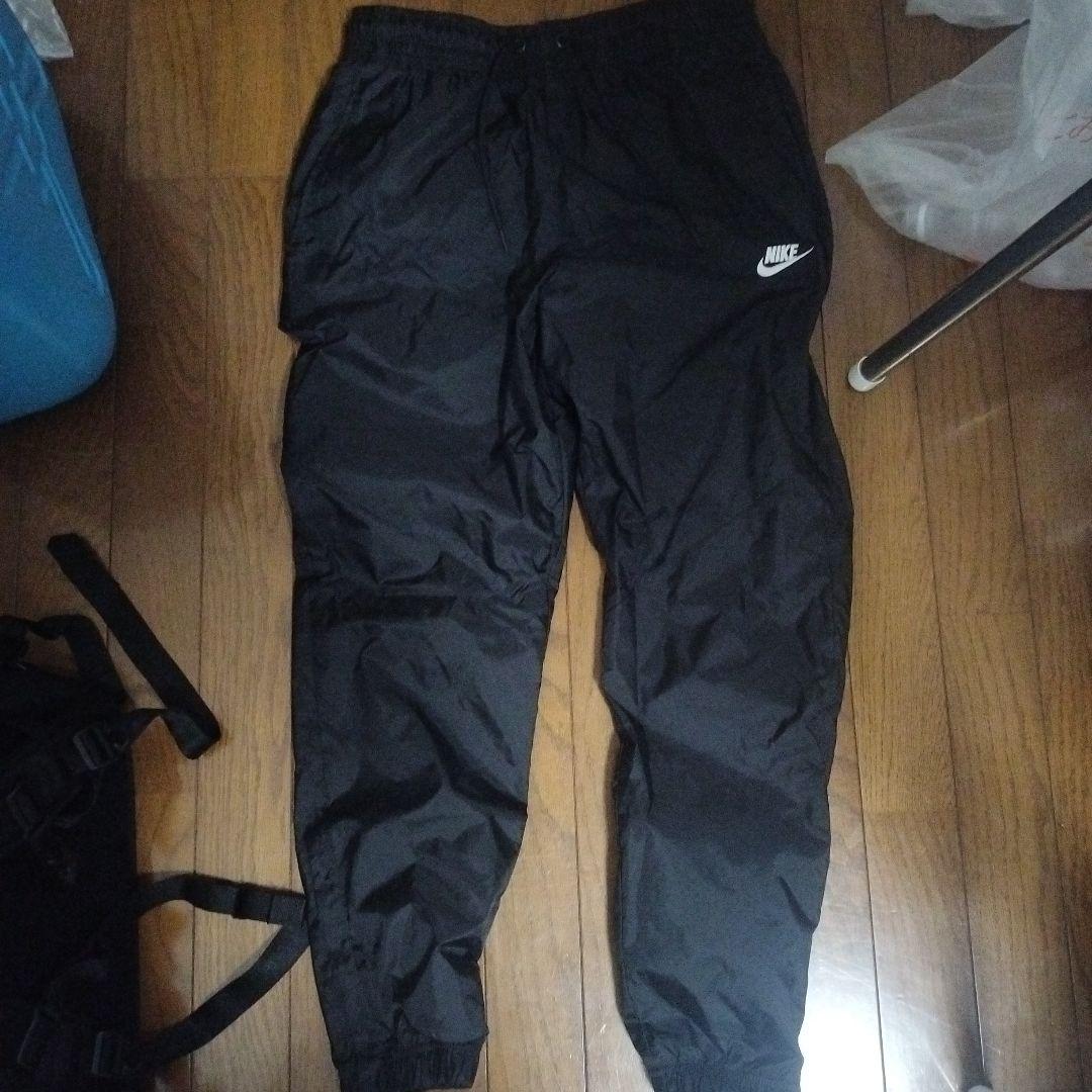 NIKE ブラックパンツ Mサイズ