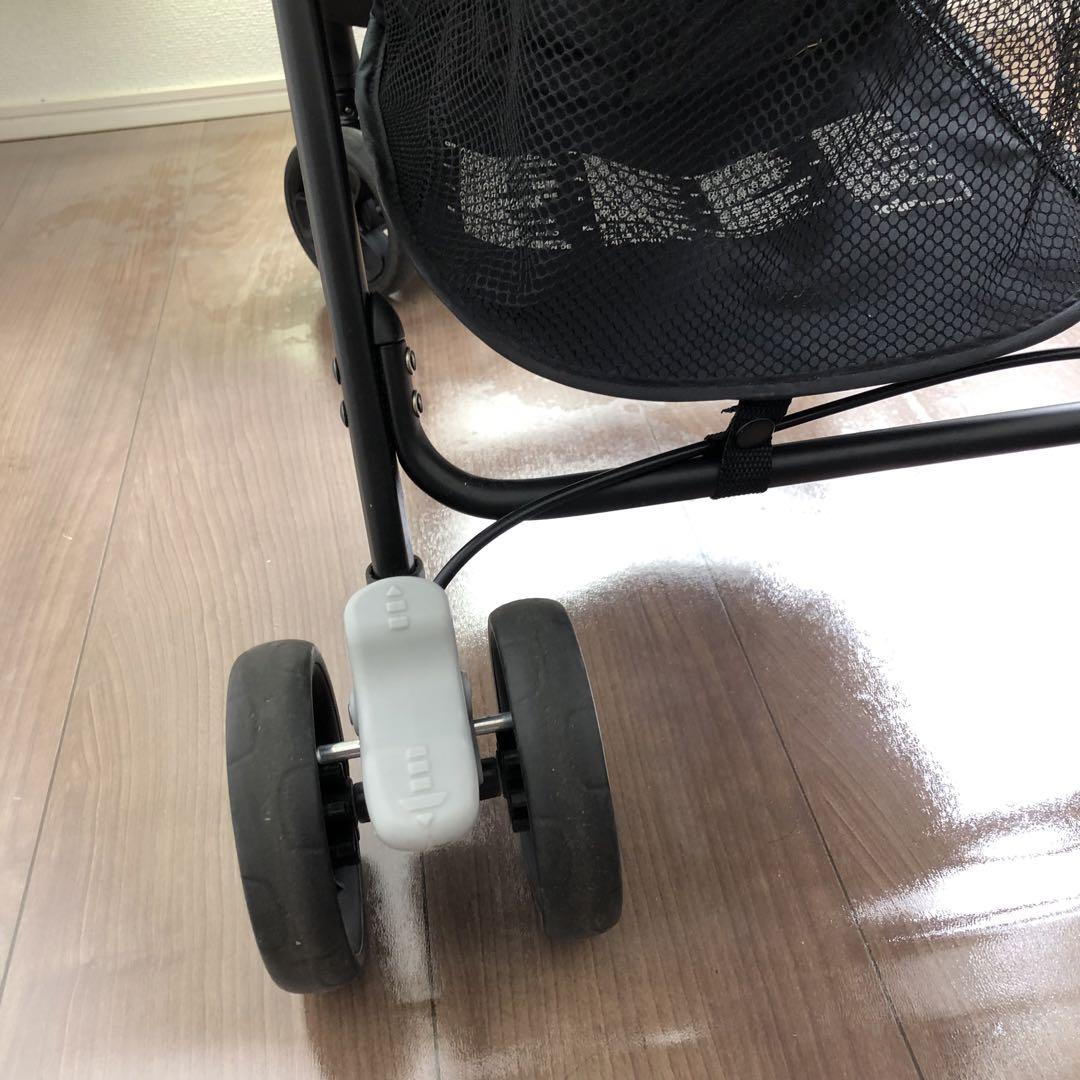 ベビーカー ブラック