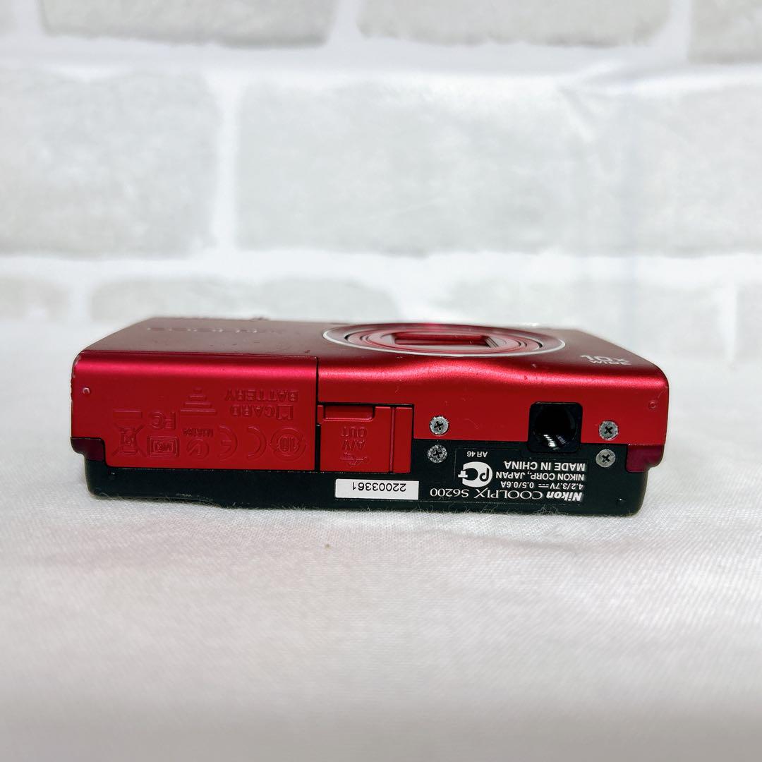✨【Nikon COOLPIX S6200 ブリリアントレッド】✨
