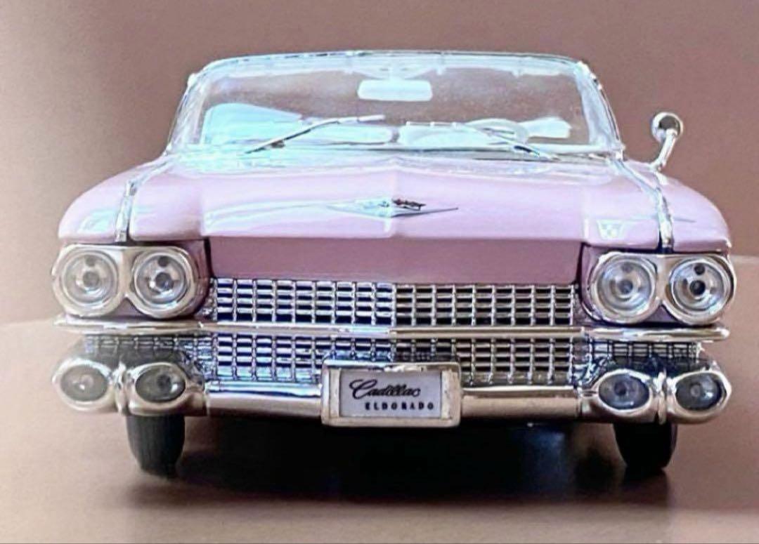 キャディラック　エルドラド　1959 1/18 アメ車　ミニカー