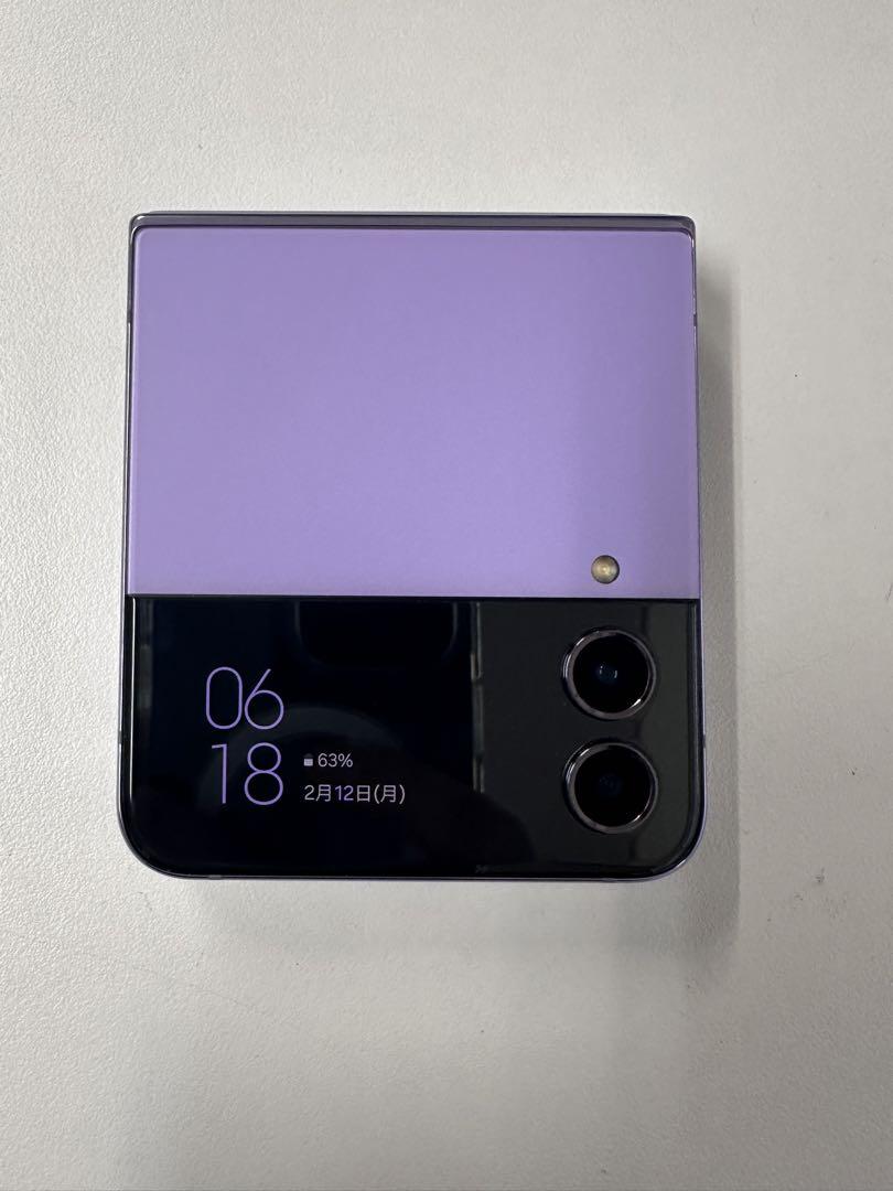 新品未使用近い　Samsung z flip4 SM-F721WSIMフリー