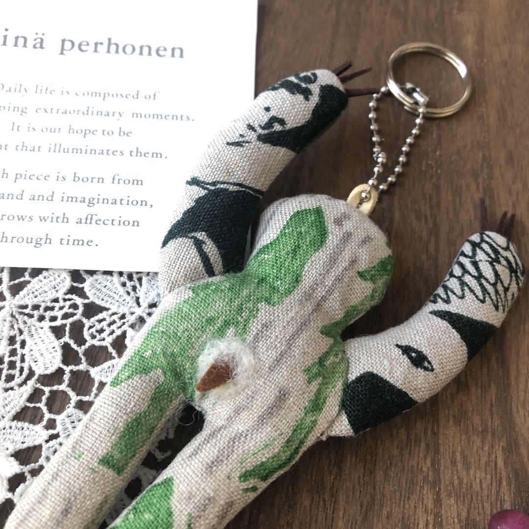 ミナペルホネン オノメカマン キーホルダー ハンドメイド ハギレ