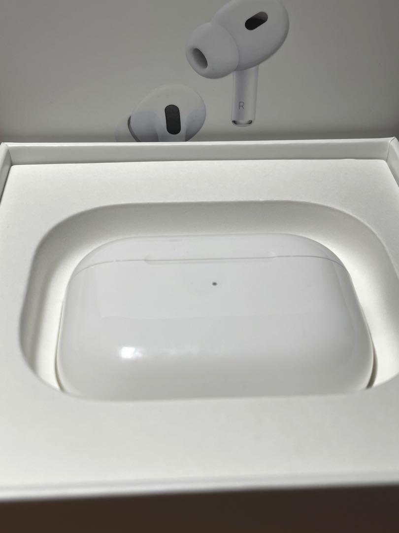 AirPods Pro 2 充電器　充電ケース