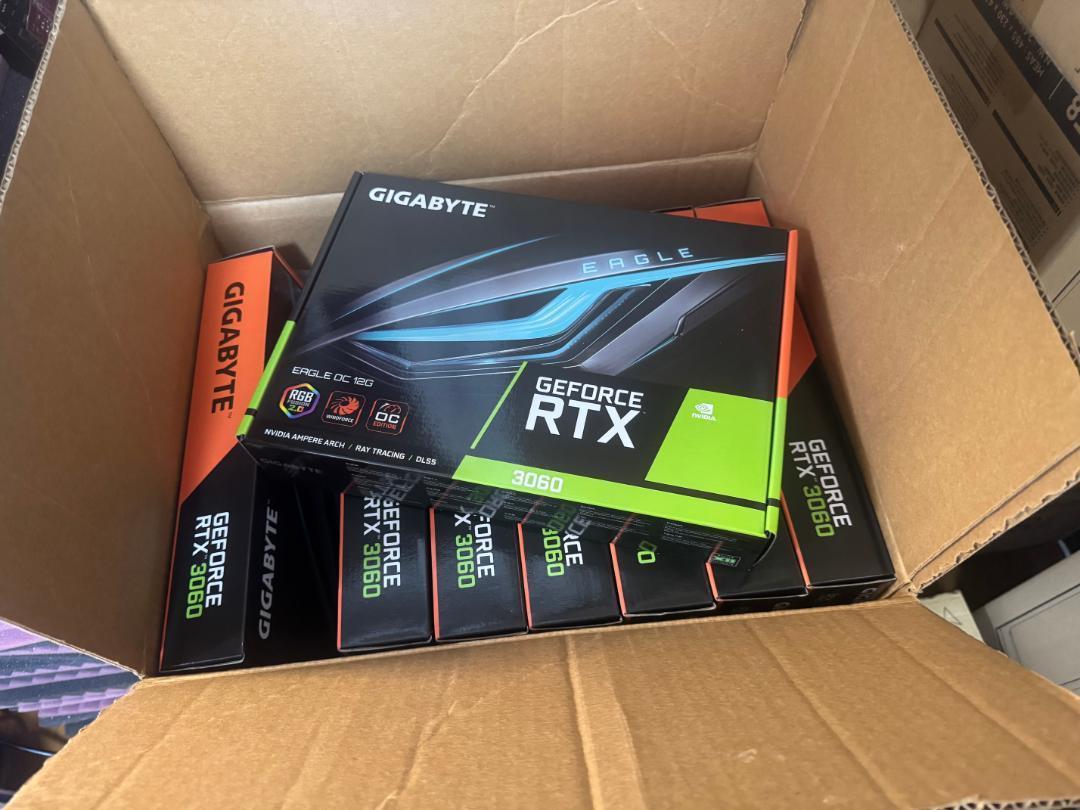 RTX 3060 ビデオカードGPU Nvidia RTX 3060 ４/８台