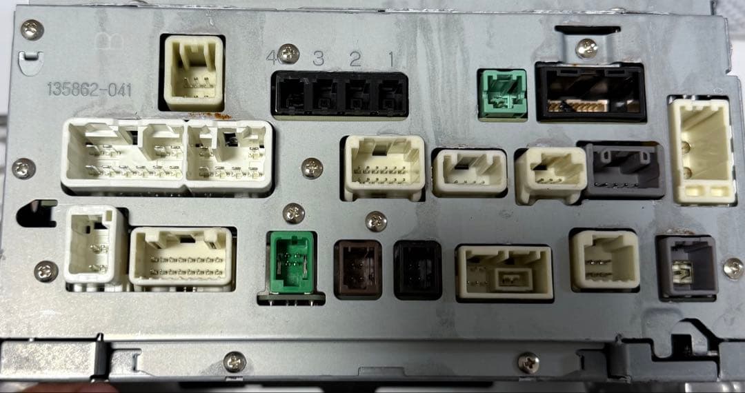 トヨタ純正ナビ 50プリウス取り外し 動作確認済 小傷あり トヨタ純正ナビ 50プリウス取り外し 動作確認済 小傷あり