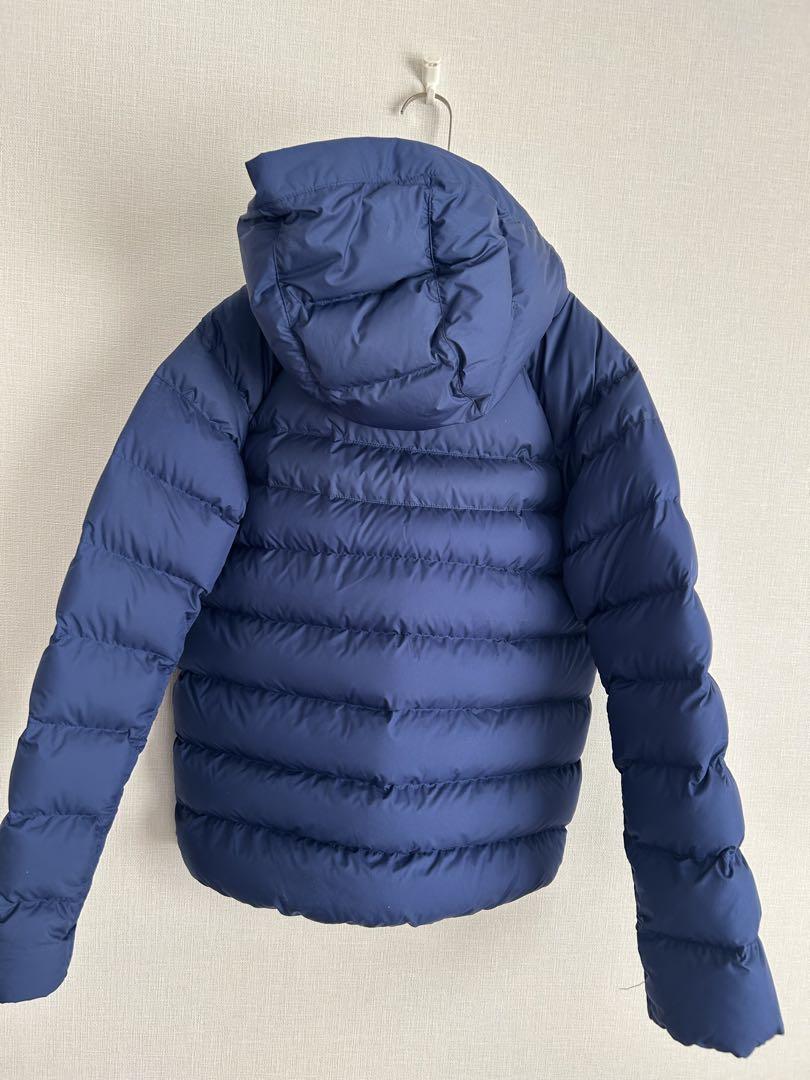 新品NIKE中綿ジャケット150〜160cm