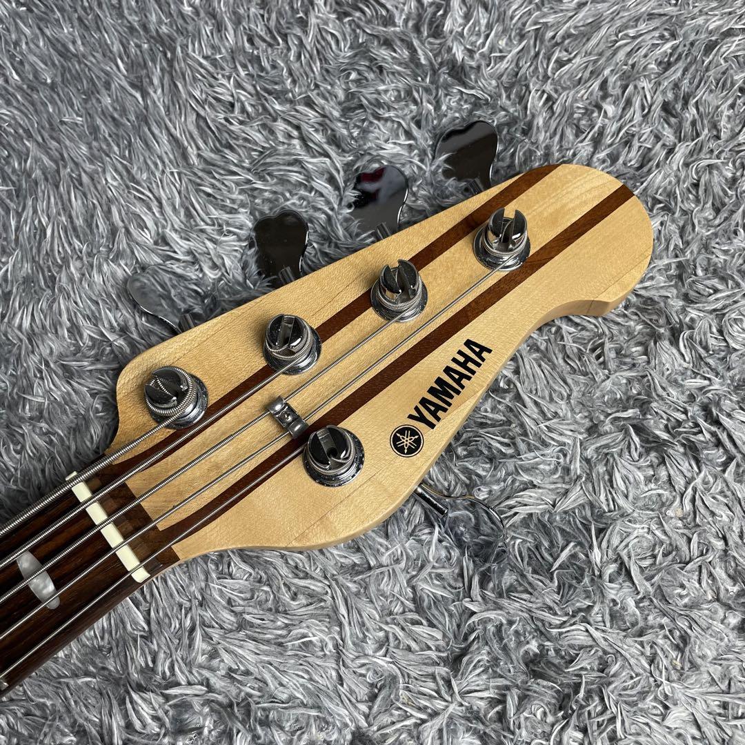 ベース YAMAHA BB425