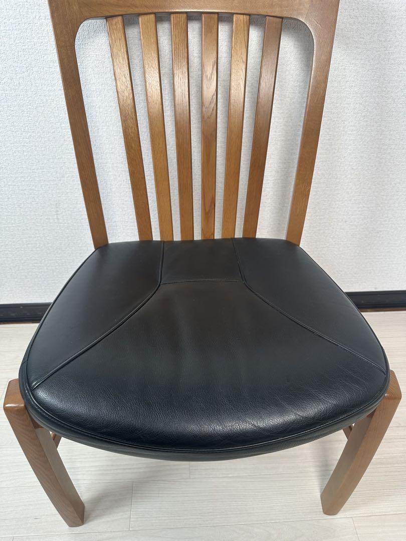 （4/4）カリモク ダイニングチェア レザー ※i4※