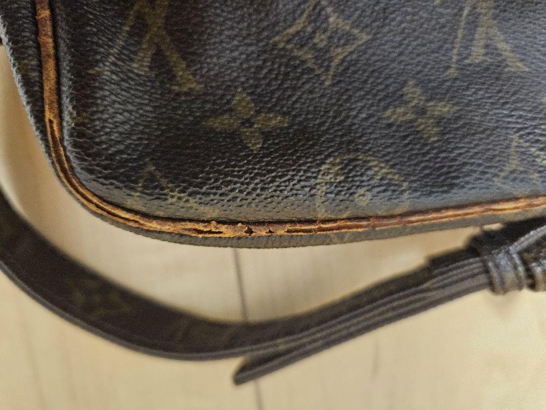 VUITTON