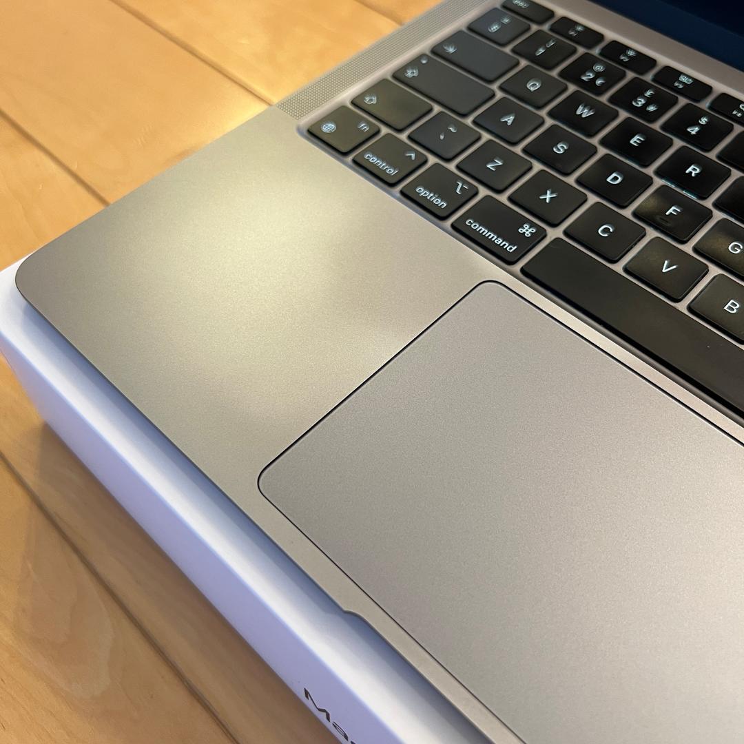 【M1/512GB/16GB】Macbook Air 13インチ UKキーボード