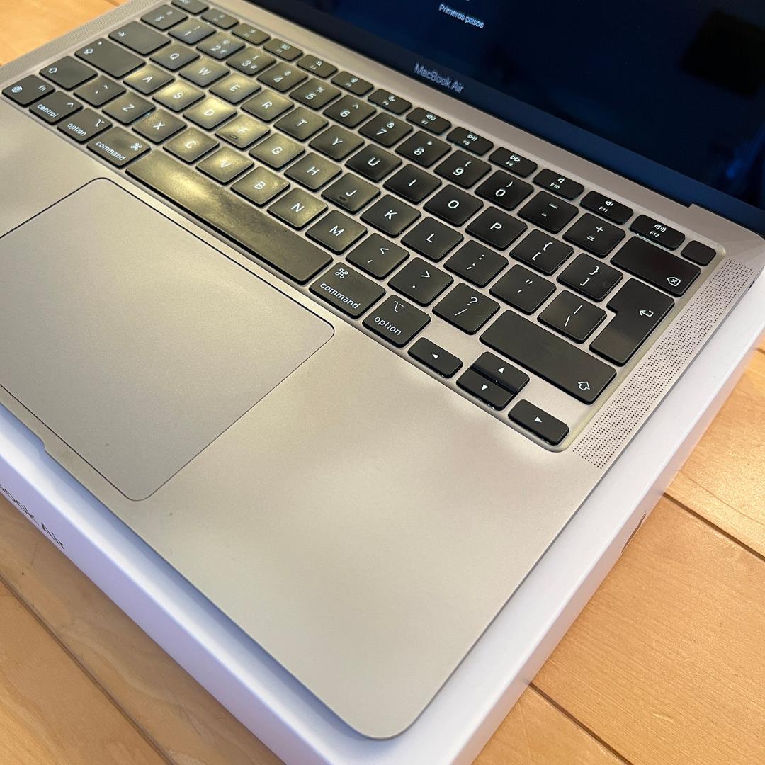 【M1/512GB/16GB】Macbook Air 13インチ UKキーボード