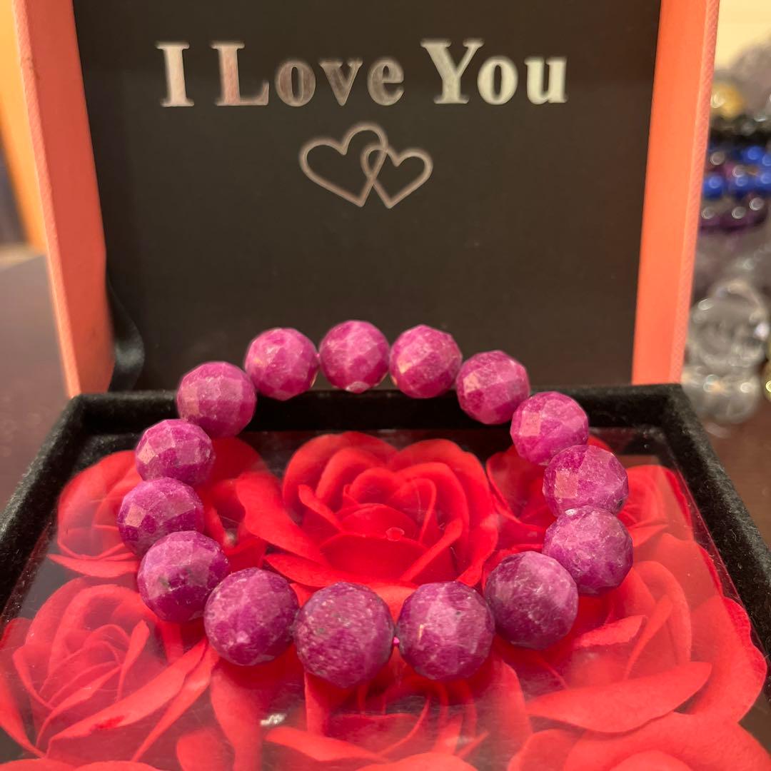 天然石ブレスレット　ルビー