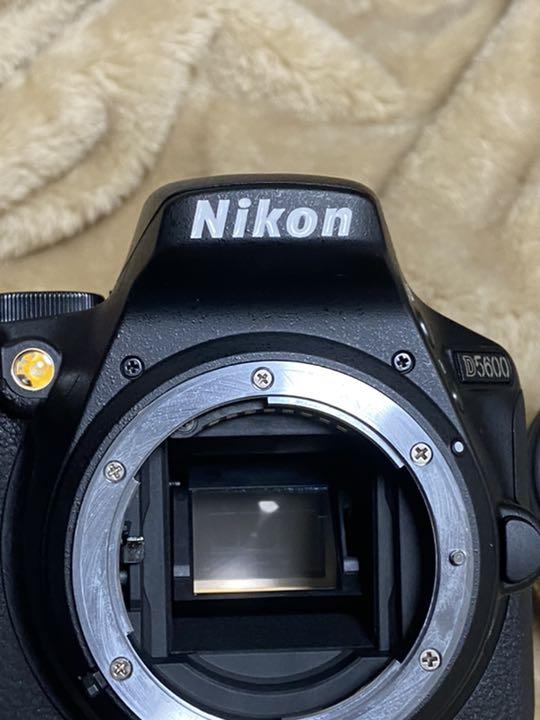 再入荷 Nikon ダブルズームキット 単焦点レンズ wGLX6-m22466021667 D5600 大得価100%新品