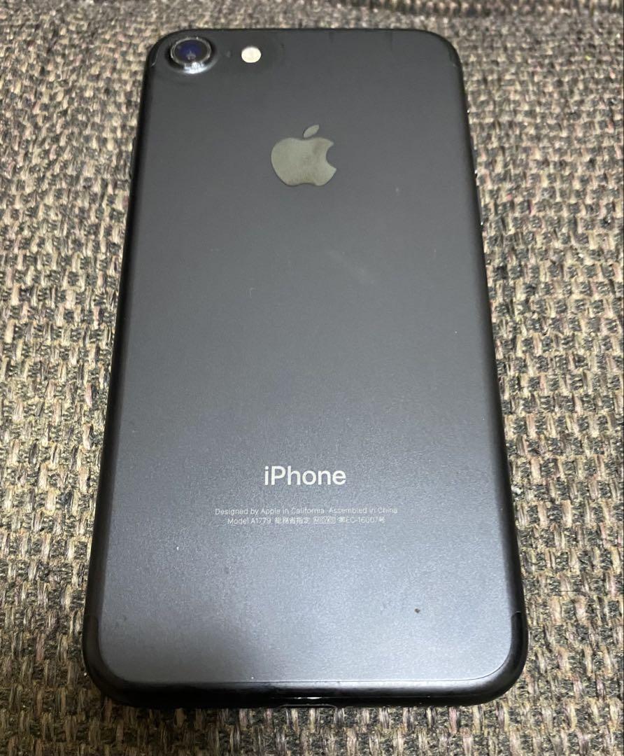iPhone7 ブラック 128GB SoftBank