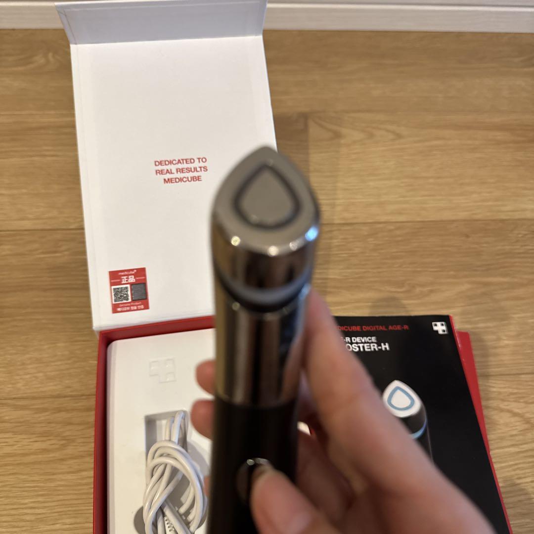 MEDICUBE AGE-R BOOSTER 美顔器(動作確認済み)