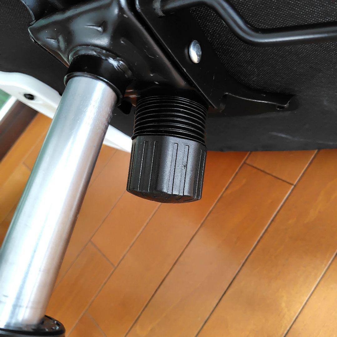 オフィスチェア デスクチェア疲れないメッシュ 黒 白　MFAVOUR