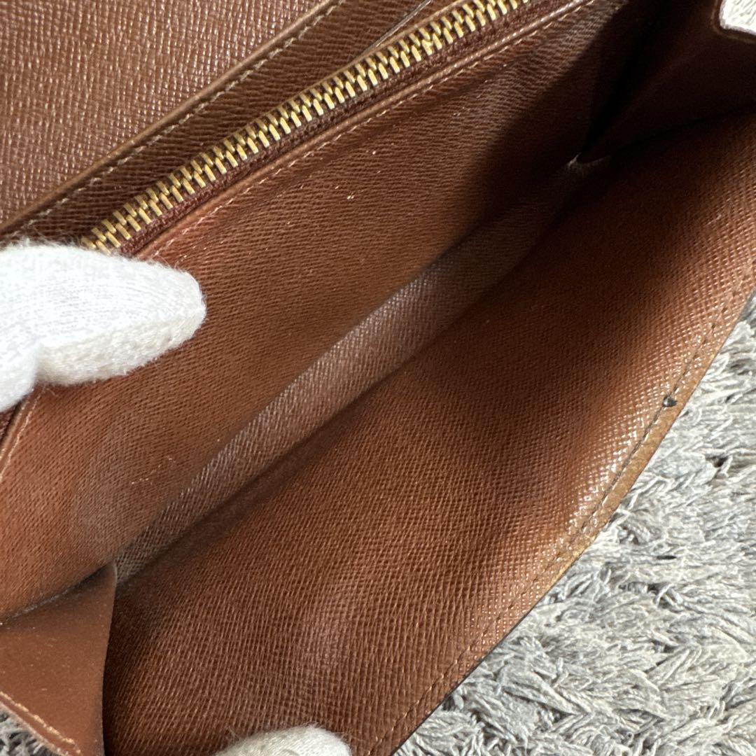 LOUIS VUITTON ルイヴィトン ポルトフォイユ サラ モノグラム