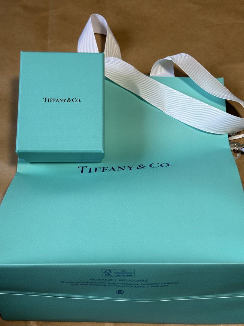 Tiffany & Co. 無限大モチーフネックレス