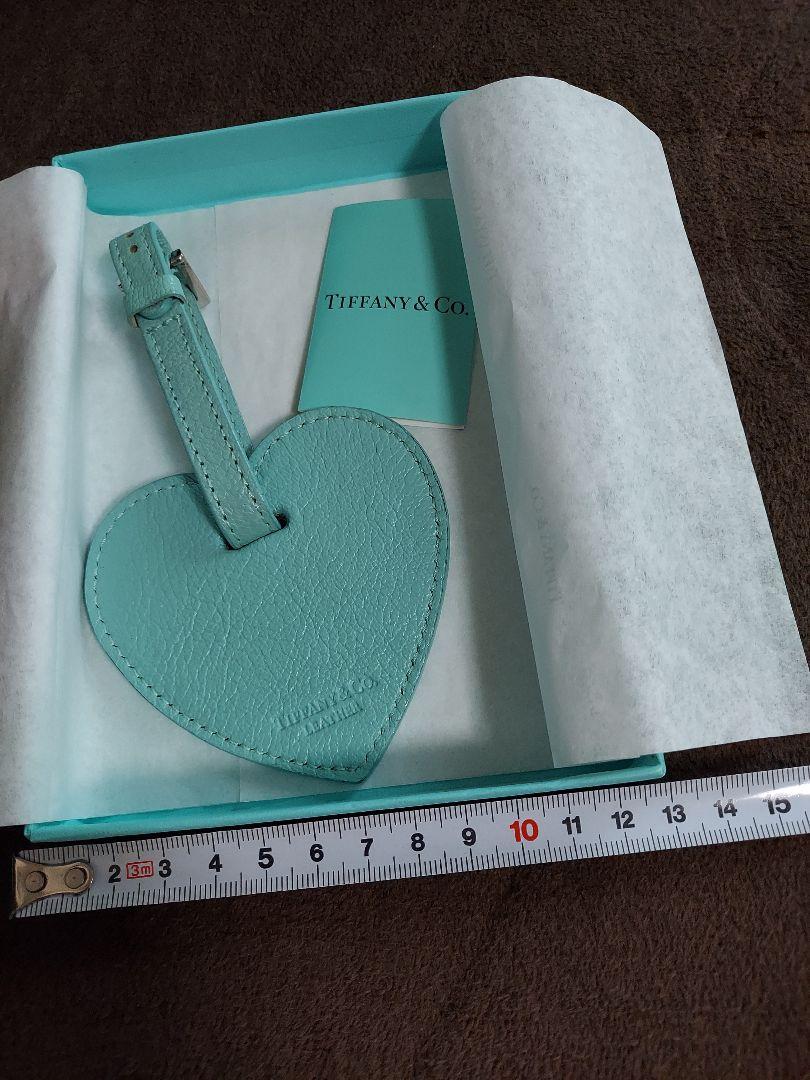 Tiffany & Co. ハート型レザータグ