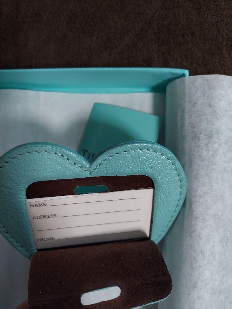 Tiffany & Co. ハート型レザータグ