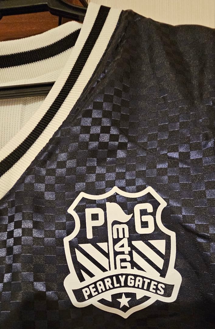 新品未使用★パーリーゲイツ/リバーシブル冬用ベスト 新品未使用★パーリーゲイツ/リバーシブル冬用ベスト