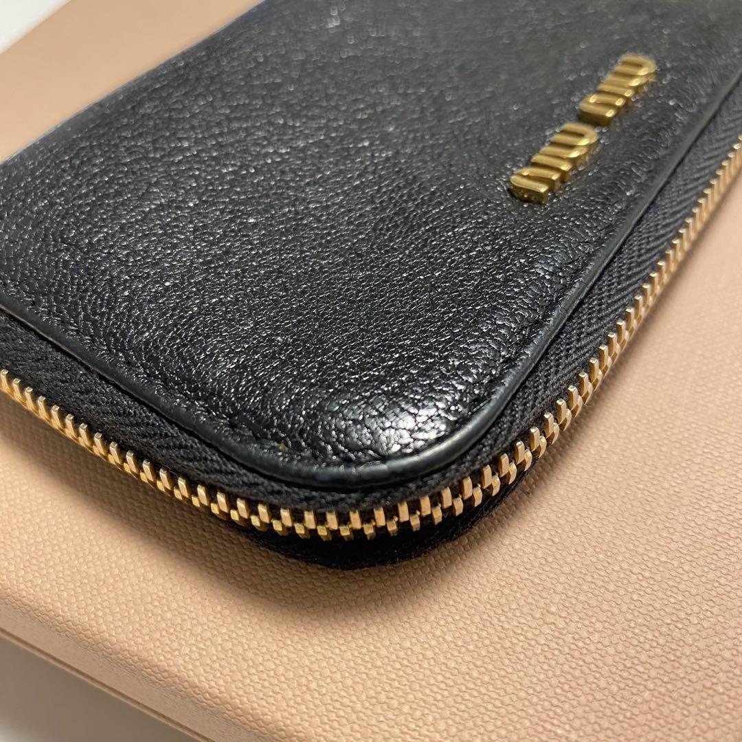 【美品】【ミニ財布付】ミュウミュウ　ミニバッグ　黒　miumiu コインケース