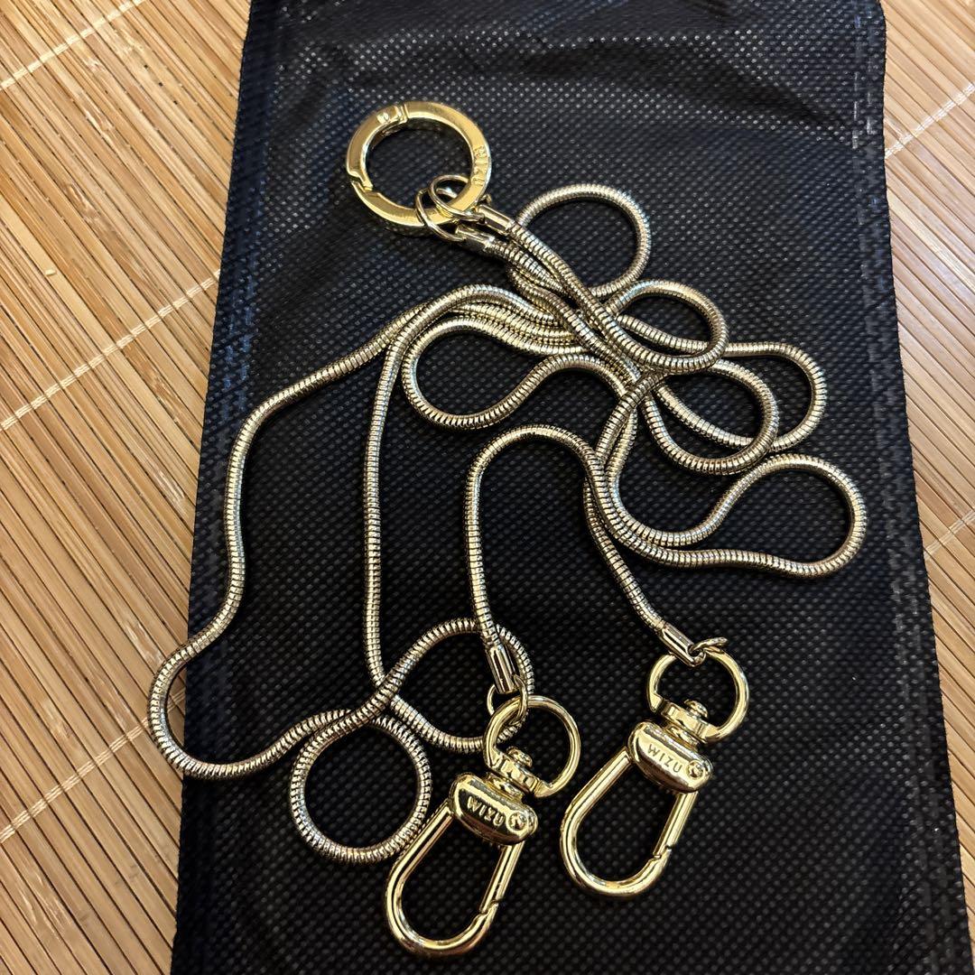 BANDOLIER iPhone15 ケース
