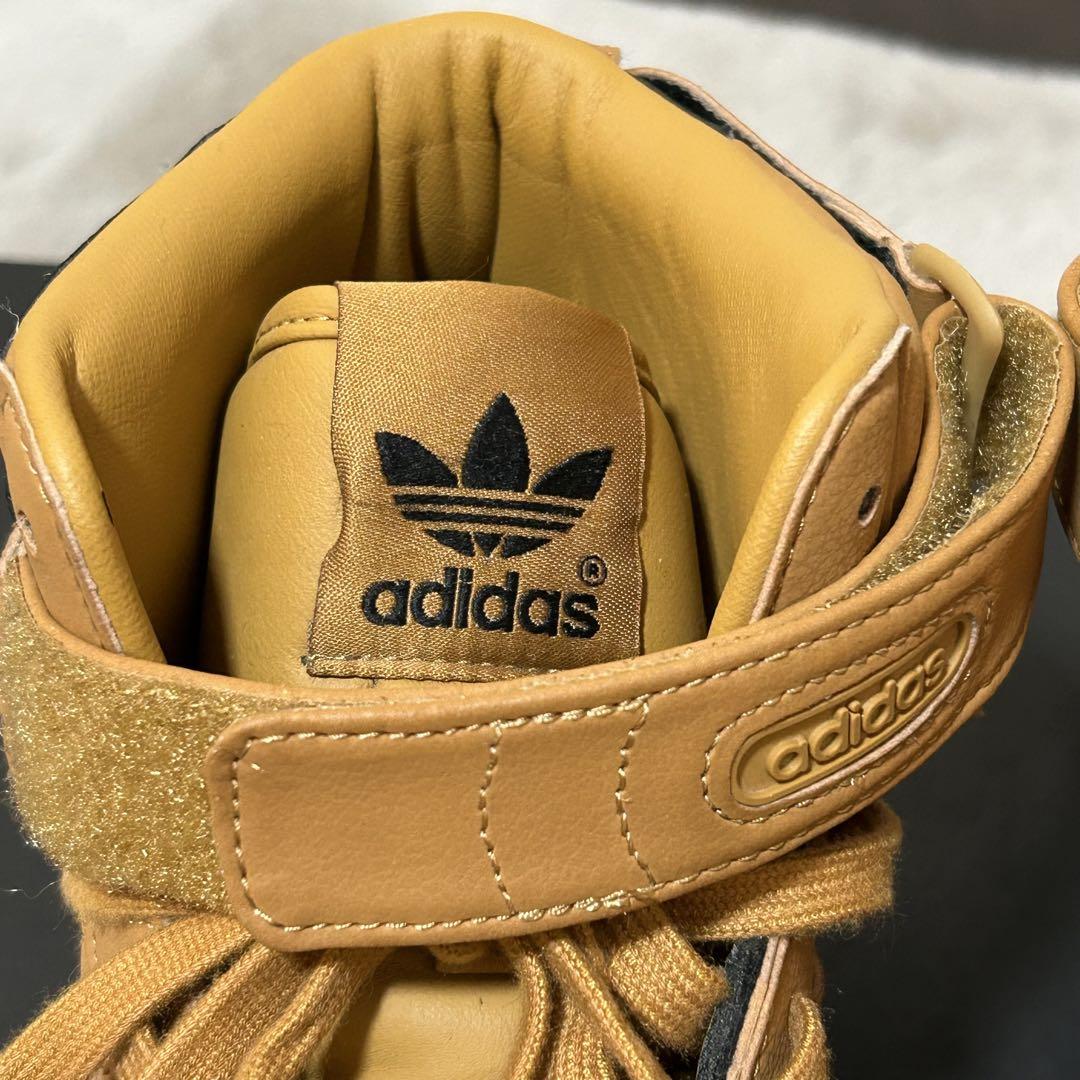 【大人気！希少！adidasアディダスオリジナル】 28㎝フォーラムハイ