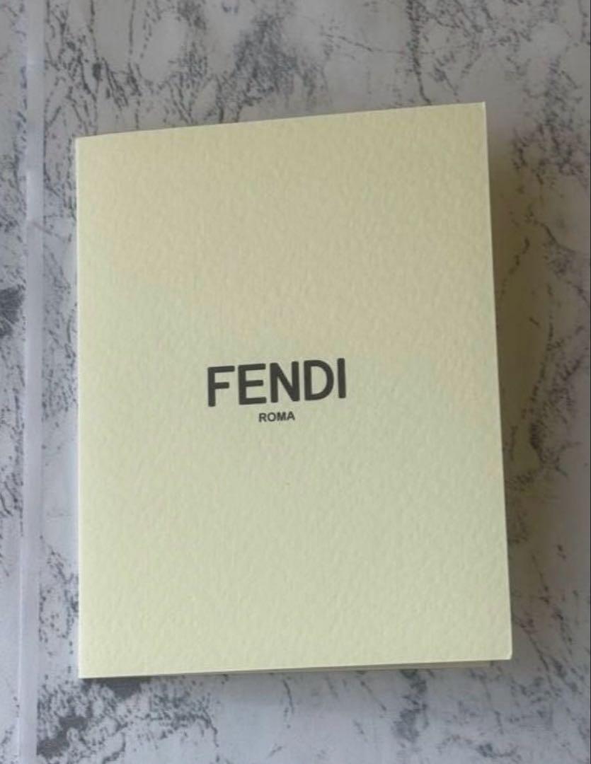 美品】FENDI スニーカー ズッカ柄 7E1347 表記5 24cm - メルカリ