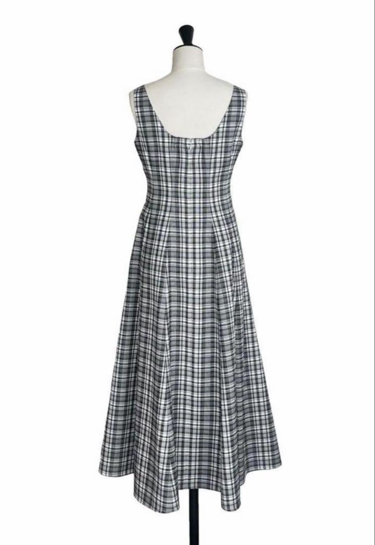 Her lip to Paddington Long Dress black M