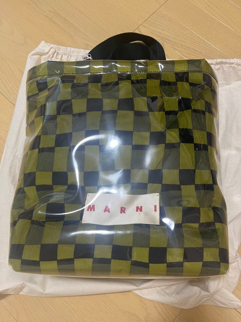 新品タグ付　MARNI チェック　トートバッグ　PVC