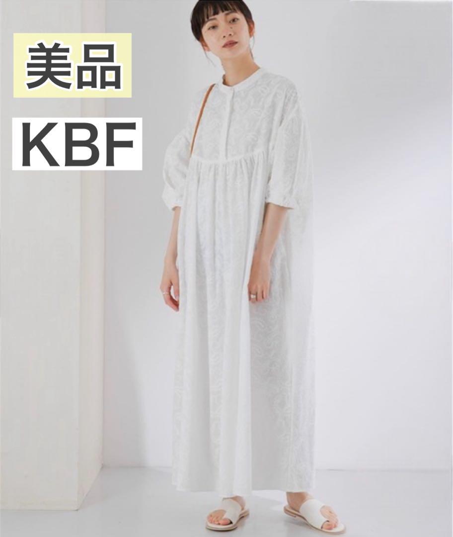 美品　KBF ケービーエフ コットン　総刺繍ギャザーボリュームワンピース
