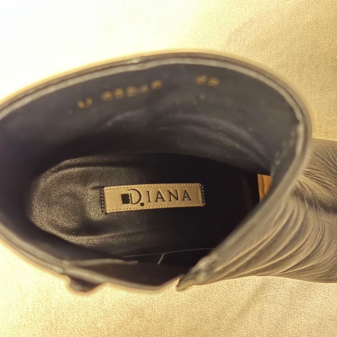 美品✨DIANA スクエアトゥ ショートブーツ レザー サイドジップ ブラック 美品✨DIANA スクエアトゥ ショートブーツ レザー サイドジップ ブラック