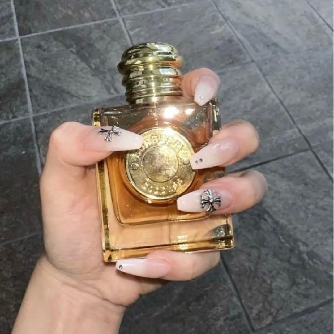 Burberry Goddess オードパルファム 50ml