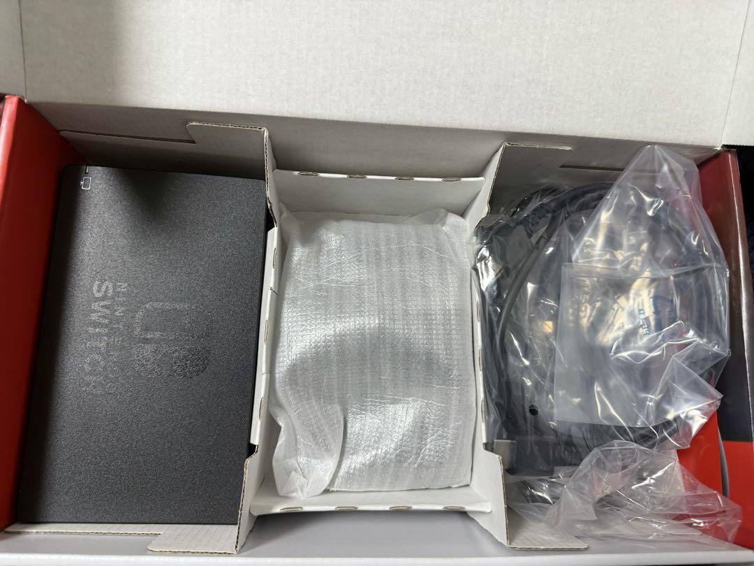 Nintendo Switch 本体 赤・青