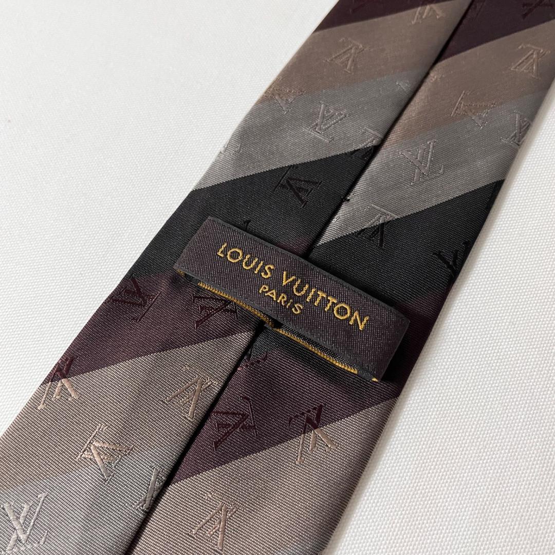 未使用 ルイヴィトン シルク100% ストライプネクタイ ブラウン＆ベージュ LOUIS VUITTON ルイヴィトン ネクタイ シルク100% ストライプ