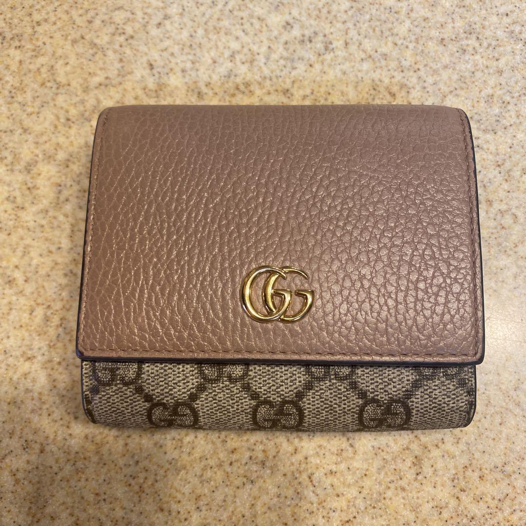 GUCCI GGパターン 二つ折り財布 ベージュ Gucci 二つ折り財布 ベージュGGパターン