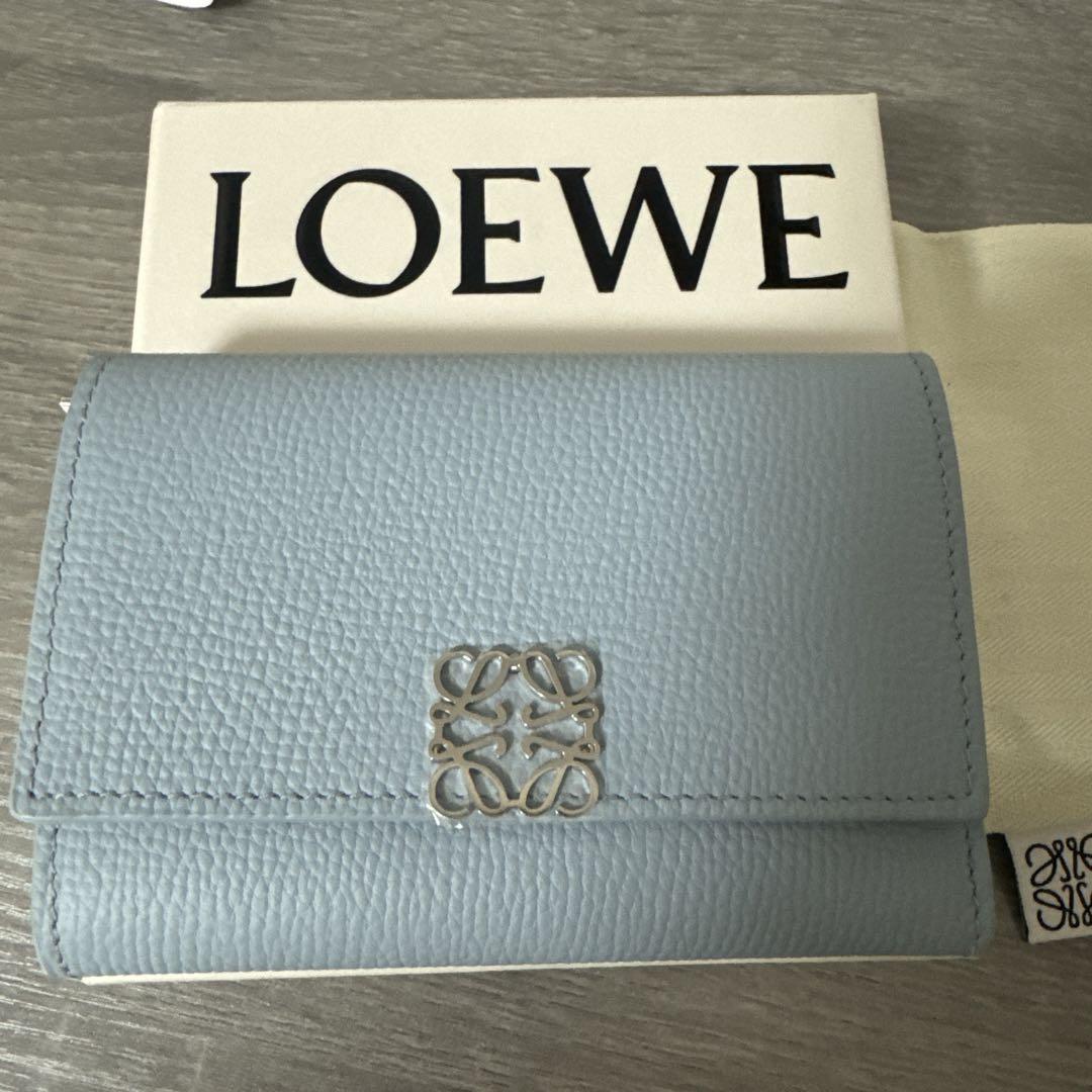 新品未使用　ロエベ　三つ折り財布