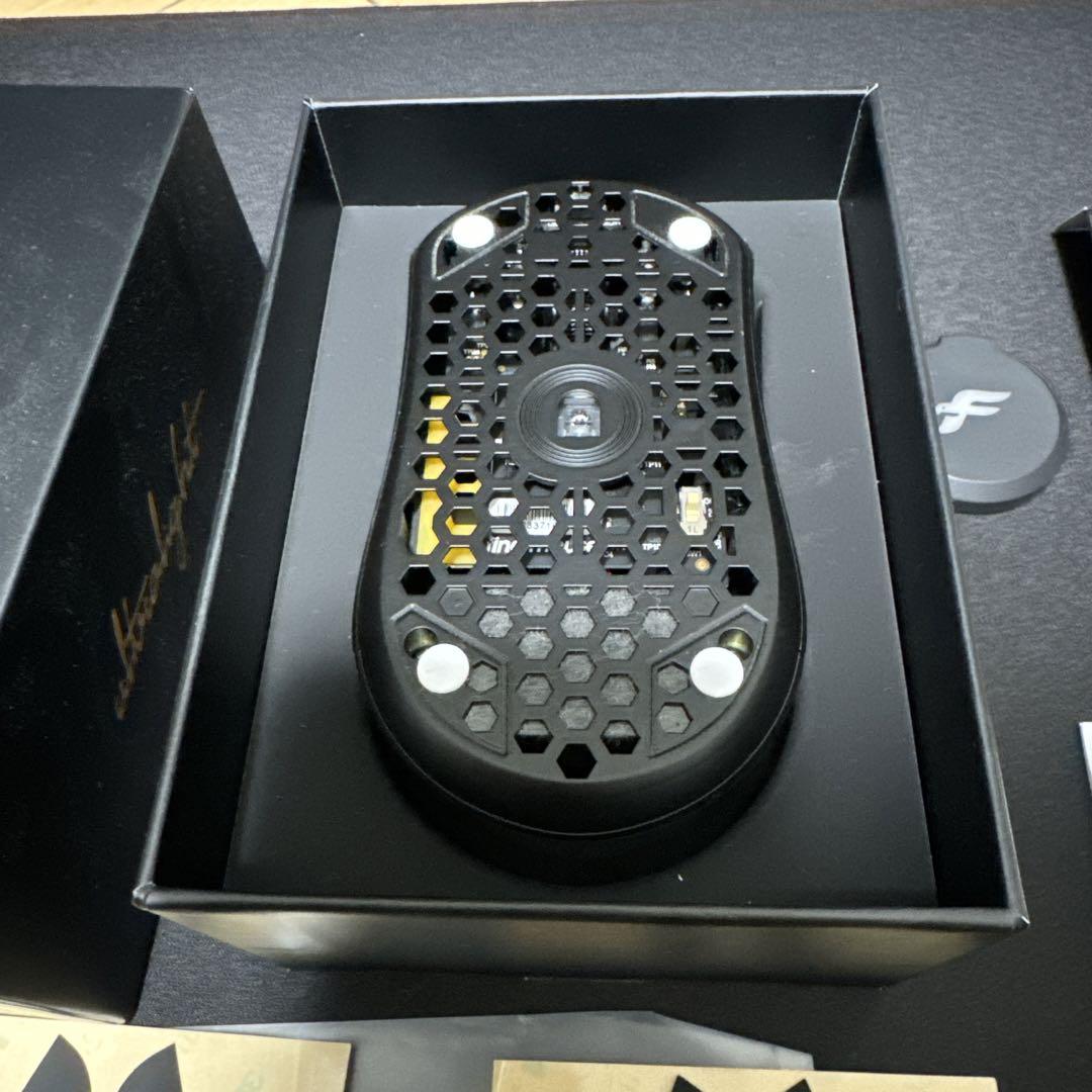 マウス・トラックボール Finalmouse Ultralight X Lion(M)