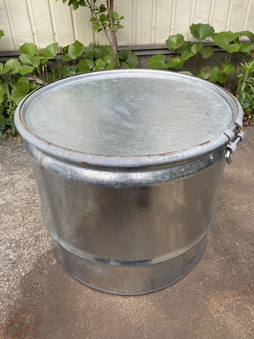 はしもと ドラム缶 半切り 下半分 亜鉛メッキ缶 2個 送料込 はしもと ドラム缶 半切り 下半分 亜鉛メッキ缶 2個 送料込