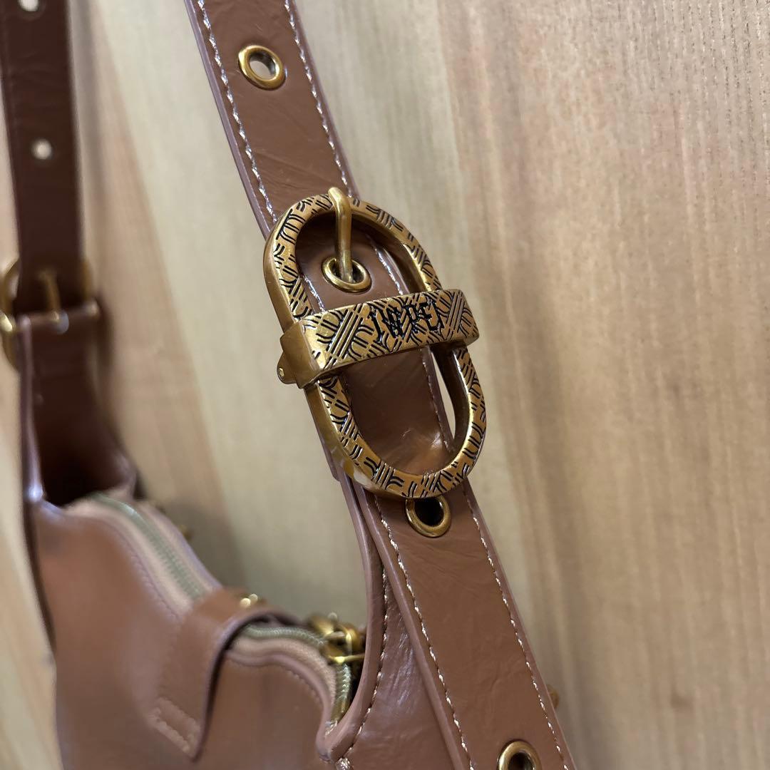 JW PEI Tessa エンボスショルダーバッグ　ブラウン