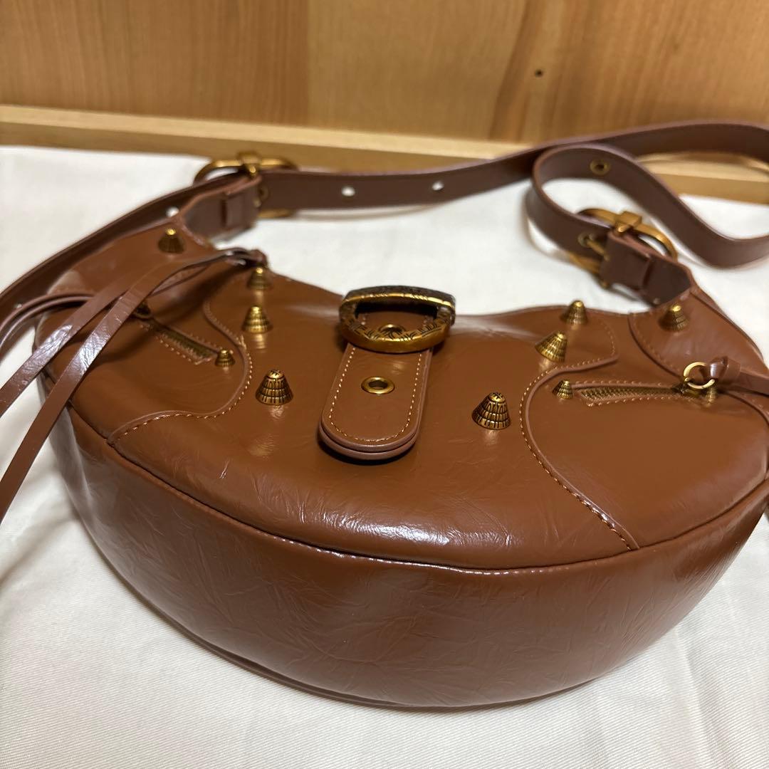 JW PEI Tessa エンボスショルダーバッグ　ブラウン