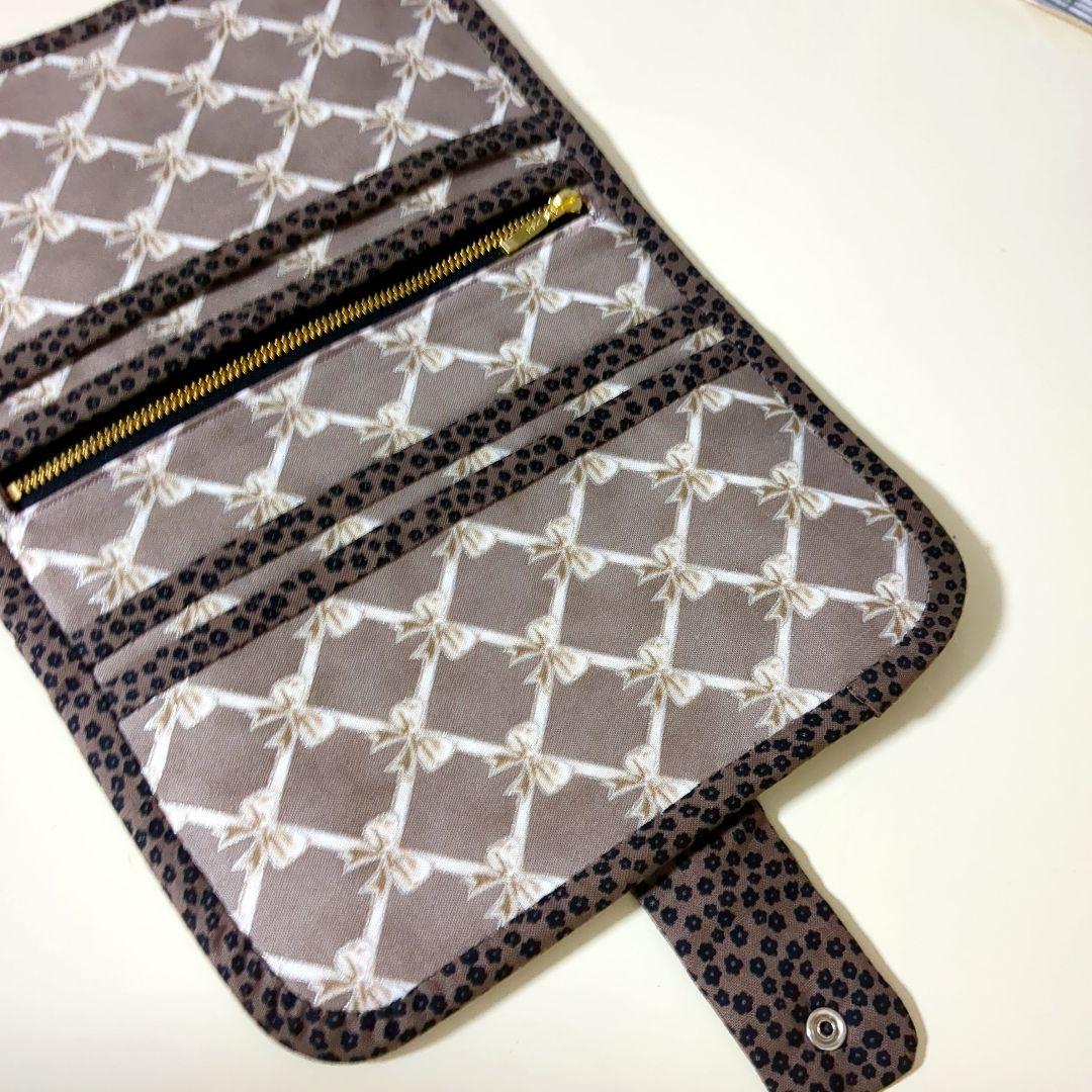 ロラライハリス　ハンドメイド　マルチケース