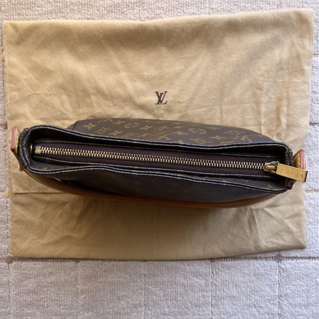 LOUIS VUITTONモノグラムルーピングMMハンドバッグ