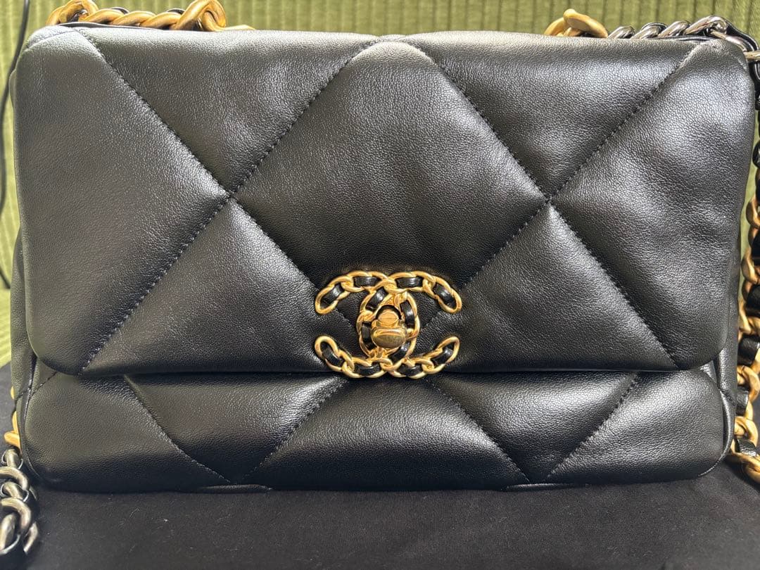 CHANELシャネル19バッグ CHANELシャネル19バッグ